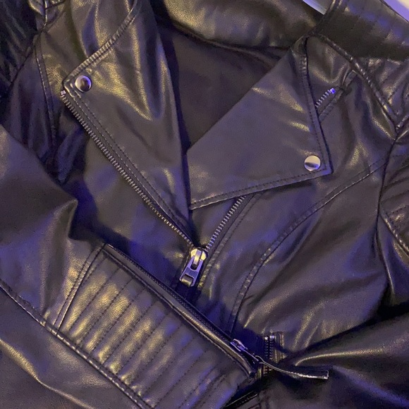 Top Shop faux leather biker jacket - Picture 7 of 8